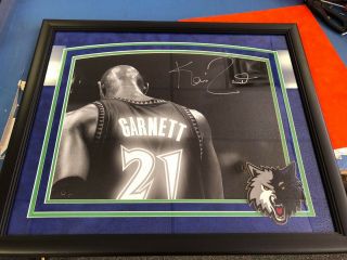 Kevin Garnett Signed 16x20 Custom Suede Framing
