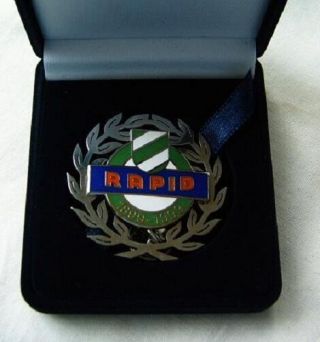 Football Club Fc Rapid Wien Austria 100 Years Anniversary Pin Badge
