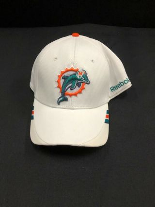 Miami Dolphins Team Issued White Reebok Fitted Hat Old Logo Vintage Good