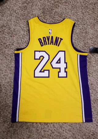 Nike Los Angeles Lakers Kobe Bryant Swingman Jersey Yellow Aq2109 - 728 48 Large