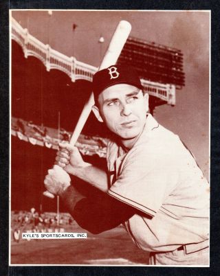 Gil Hodges Dodgers Unsigned 7 - 1/2 X 9 - 1/2 Team Issue Picture Pack Photo 11