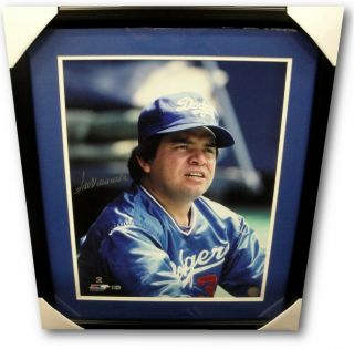 Fernando Valenzuela Signed Autographed 16x20 Framed Photo Roy La Dodgers Mlb