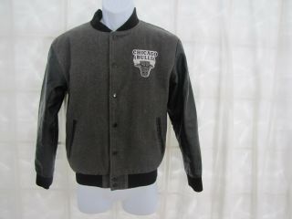 Youth U Nba Gray Chicago Bulls Basketball Varsity Style Jacket Size Xl 18 / 20