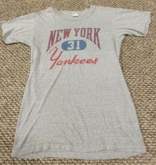 Vintage Champion Sz M Womens York Yankees T - Shirt.  Single Stitch Made In Usa