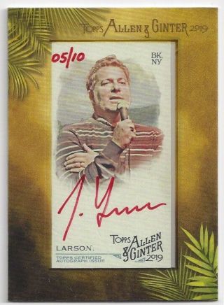 2019 Topps Allen & Ginter Mini Framed Auto Red Ink Jay Larson 05/10 Comedian