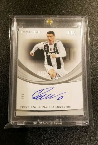 2018 - 19 Immaculate Ink Soccer Cristiano Ronaldo Jersey Parallel 3/7 Juventus