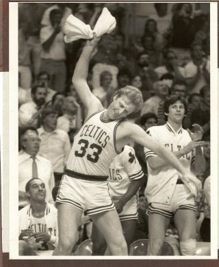 1984 Press Photo Nba Star Larry Bird,  The Boston Celtics Celebrates Championship