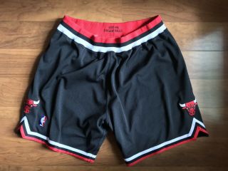 Mitchell And Ness 1997 - 98 Authentic Shorts Chicago Bulls Size 2xl / Size 52