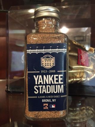 York Yankees Old Yankee Stadium Game Dirt Jar