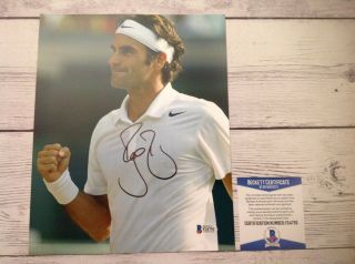 Roger Federer Signed Autographed 8x10 Photo Beckett Bas G