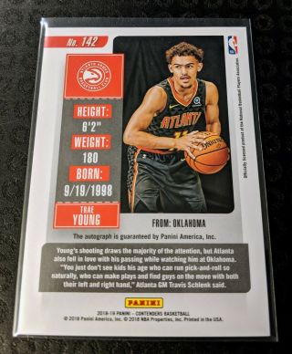 2018 - 19 Contenders TRAE YOUNG Rookie Ticket Cracked Ice Auto /25 3