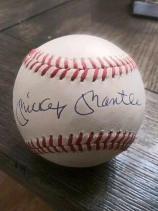 Mickey Mantle Signed Authentic Autographed Baseball York Yankees