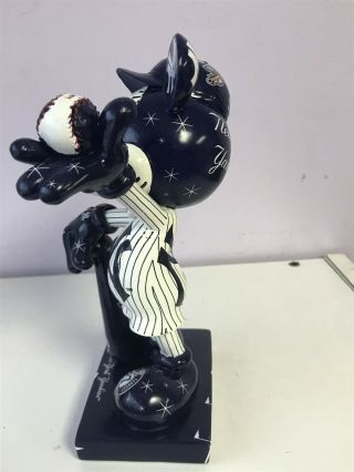 DISNEY MICKEY MOUSE MLB ALL STARS 2010 York Yankees (FOREVER COLLECTIBLES) 8
