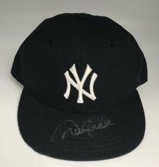 Derek Jeter Signed Yankees Hat Cap Autographed Auto Sz 7 1/4 Beckett Bas Loa