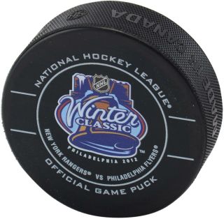 York Rangers Vs Philadelphia Flyers 2012 Winter Classic Official Game Puck