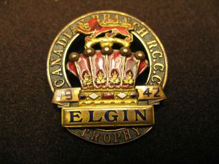 Royal Caledonian Curling Club Canadian Branch Rccc 1942 Elgin Trophy Badge