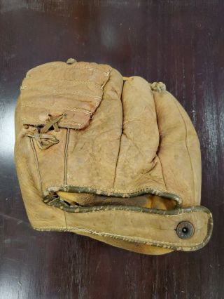 Hiawatha Pro Maker Antique vintage baseball glove 2