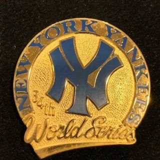 1996 York Yankees World Series Baseball Press Pin Atlanta Braves Balfour