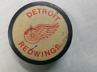 Vtg Detroit Red Wings Official Nhl Hockey Puck Made In Canada - 1960 