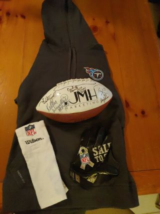 Tenessee Titans Game Worn Glove,  Hoodie And Towl & Signed Ball Leon Washington