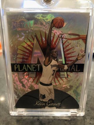 Kevin Garnett 1997/98 Fleer Metal Universe Planet Metal Insert 8
