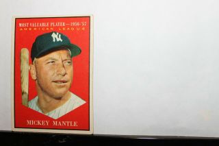 1961 Topps Mickey Mantle York Yankees 475 Baseball Card