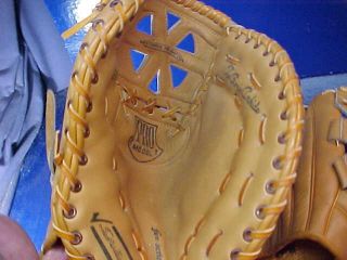 2 1960s TED WILLIAMS Model BASEBALL GLOVES From Sears Roebuck 5
