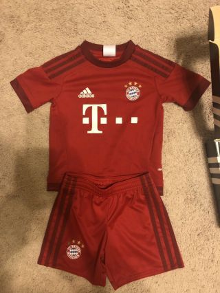 Adidas Bayern Munchen Munich Futbol Soccer Jersey Kids 3/4 Year Old Great Condt