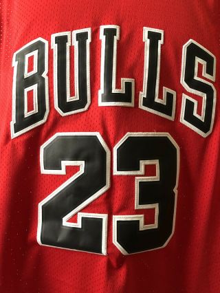 Michael Jordan Mitchell & Ness Authentic NBA Bulls Throwback Jersey Men’s Large 3