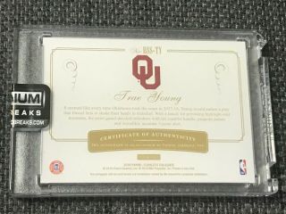 2018 Flawless Collegiate Trae Young Ruby Auto /20 Oklahoma Sooners Hawks 2
