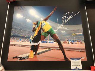 Usain Bolt Fastest Man Arrow Signed 16x20 Canvas Beckett Bas Auto Jamacia