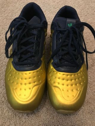 ADIDAS TEAM ISSUED NOTRE DAME FOOTBALL TRAVEL SHOES SIZE 8 2