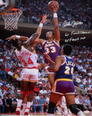 Kareem Abdul - Jabbar Signed 16x20 Los Angeles Lakers Photo Jsa Witnessed