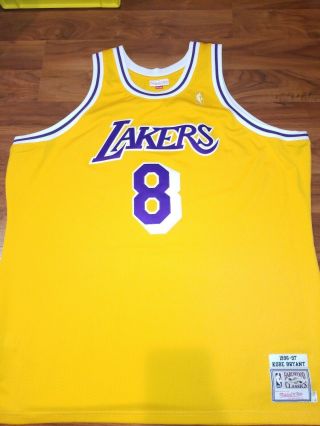 100 Authentic Kobe Bryant Mitchell & Ness Lakers Jersey Size 56 Barely Worn