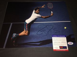 Roger Federer Signed 11x14 Photo Tennis Superstar Switzerland Psa/dna 3