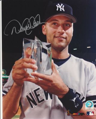 Derek Jeter Signed Autograph 8x10 Photo York Yankees Steiner