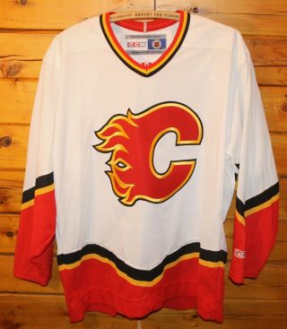 Calgary Flames Nhl Hockey Official Sewn Jersey Adult Size Large,