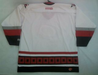VINTAGE MADE IN CANADA CCM CAROLINA HURRICANES HOCKEY JERSEY IN SIZE XL 2