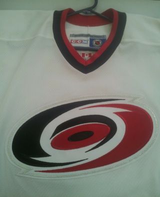 VINTAGE MADE IN CANADA CCM CAROLINA HURRICANES HOCKEY JERSEY IN SIZE XL 3
