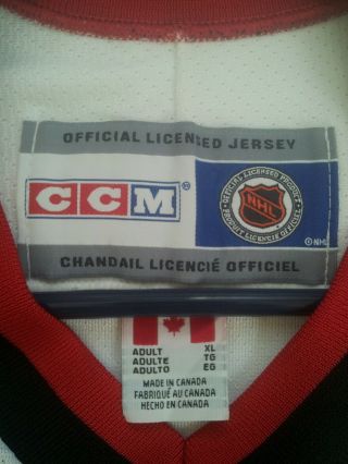 VINTAGE MADE IN CANADA CCM CAROLINA HURRICANES HOCKEY JERSEY IN SIZE XL 5