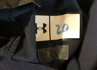 NOTRE DAME FOOTBALL TEAM ISSUED UNDER ARMOUR PANTS MEDIUM 20 5