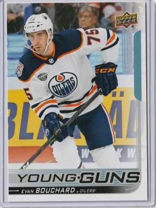 2018 - 19 Upper Deck Series 1 Young Guns Evan Bouchard 221 Edmonton Oilers