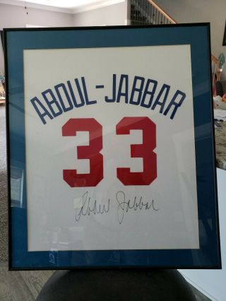 Autographed Kereem Abdul - Jabbar Banner 33 Signed Limited Edition Framed 24 " X28 "