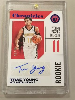 2018 - 19 Chronicles Trae Young Hawks Auto 30/49