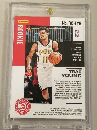 2018 - 19 chronicles TRAE YOUNG Hawks auto 30/49 2