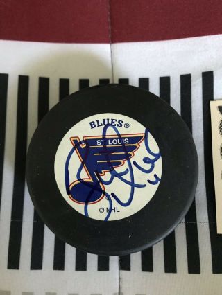 Brett Hull Hhof Autographed Signed St Louis Blues Hockey Puck