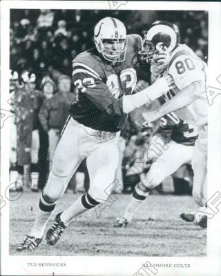1974 Baltimore Colts Hall Of Fame Football Player Ted Hendricks Press Photo