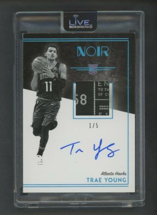 2018 - 19 Panini Noir B&w Trae Young Hawks Rpa Rc Laundry Tag Patch Auto 1/5