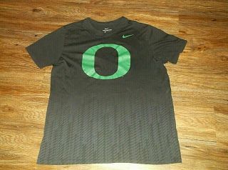 The Nike Tee Athletic Fit Oregon Ducks " O " Short Sleeve T Shirt Xl 100 Cotton