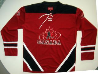 Canada Hockey Jersey Embroidered.  Med.  Long Sleeved